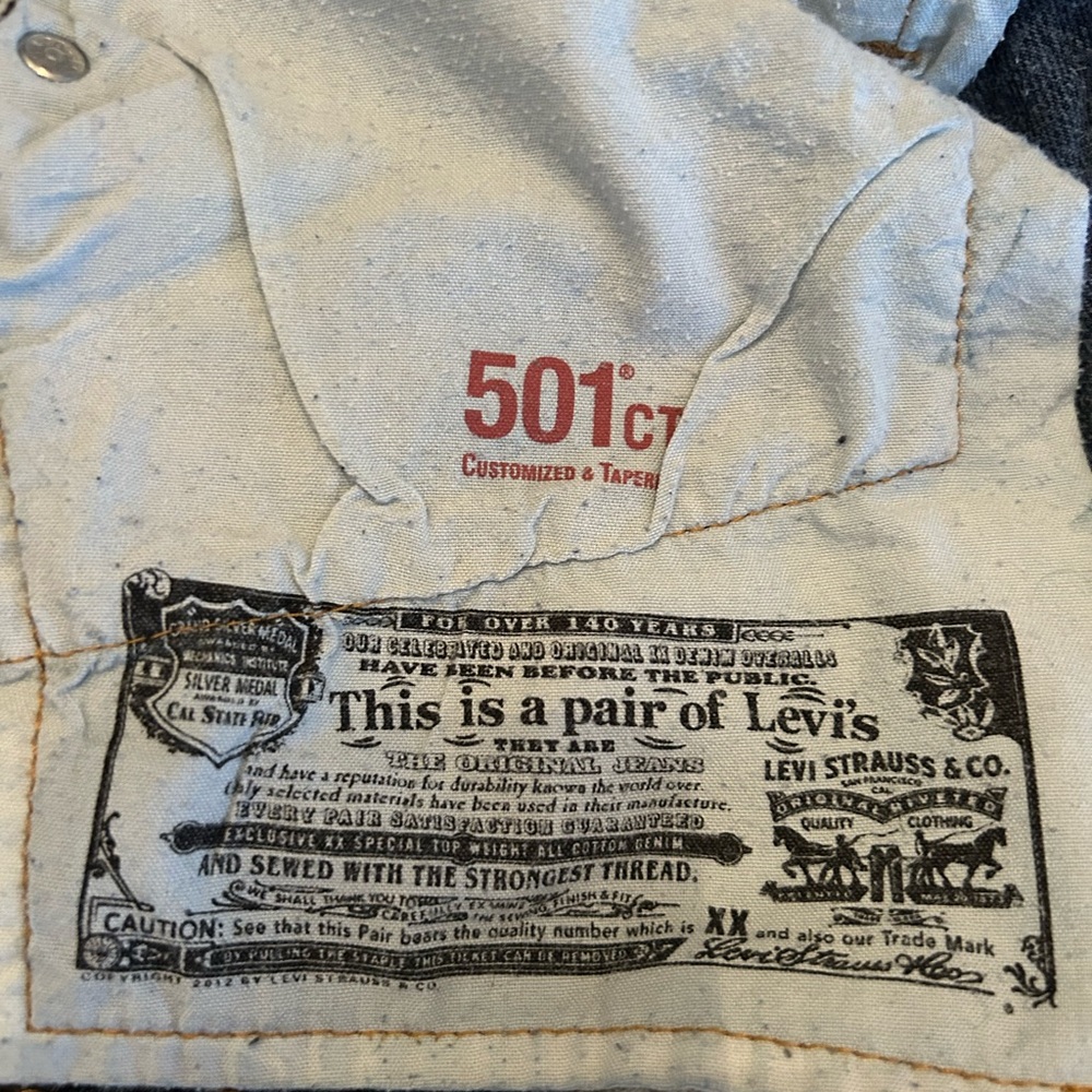 Levi’s 501 CT (Customized & Tapered) Button-Fly Blue Jeans - Size 28W x 32L - Picture 8 of 10